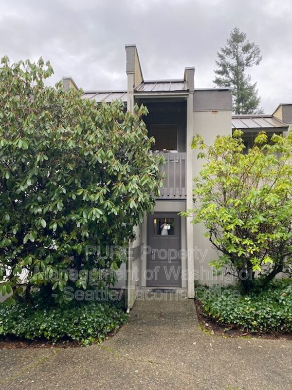 Building Photo - 7501 Ruby Dr SW