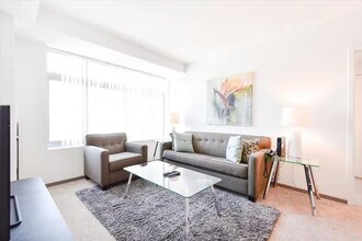 Building Photo - 356 Third St