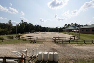 Building Photo - 17875 Birmingham Hwy