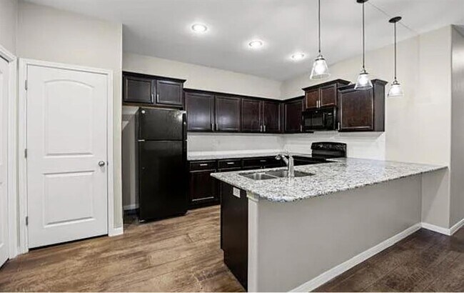 Building Photo - 111 Stockton Family Ct