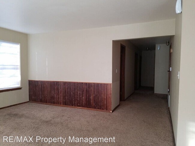 Foto del edificio - 3 br, 1 bath House - 1925 East Cherry Avenue