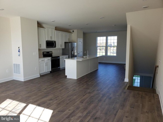 Foto del edificio - 1823 Sag Harbor Ln