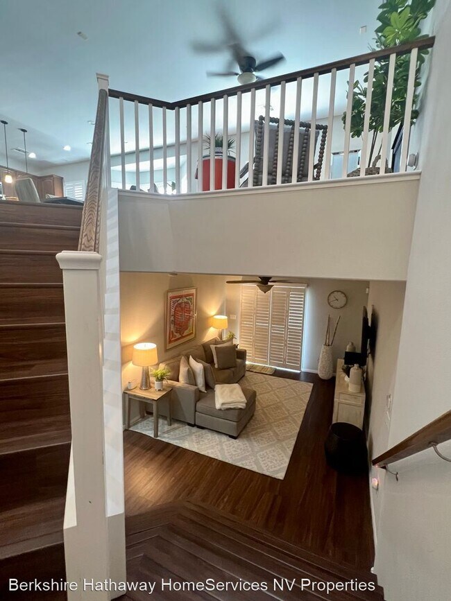 Foto del edificio - 4 br, 3 bath House - 4827 Teal Petals St