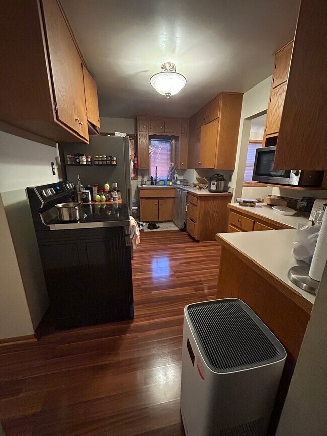 Foto del edificio - 1408 Winchell St