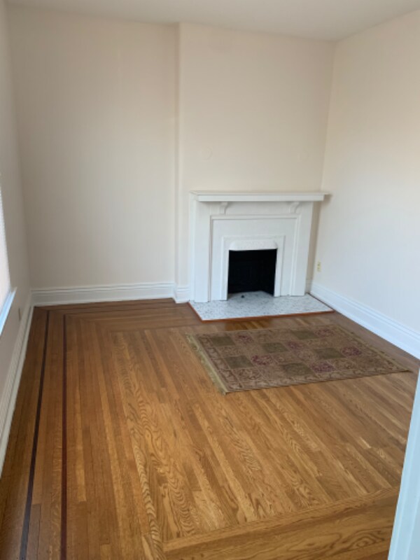 Foto del edificio - 1522 Rosewood Ave