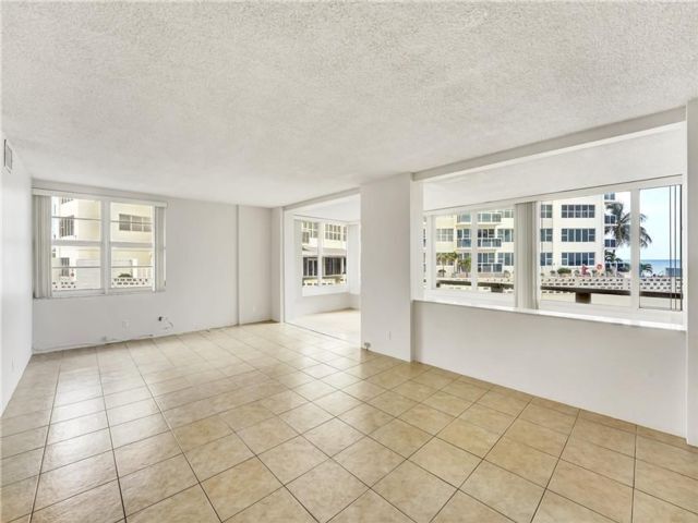 Primary Photo - 3600 Galt Ocean Dr