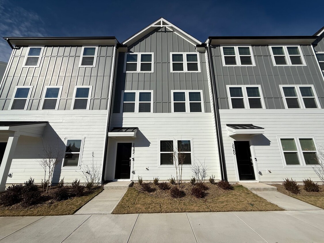 Primary Photo - Stunning New Construction 4BD, 3.5BA Apex Townhome with a 2-Car Garage in a Prime Location Near T...