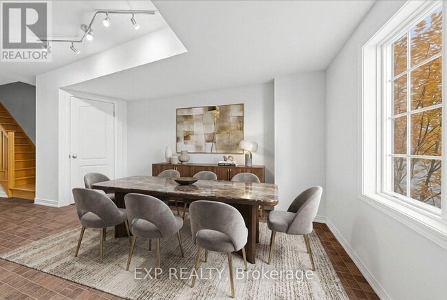 Building Photo - 69 Steele Park Private