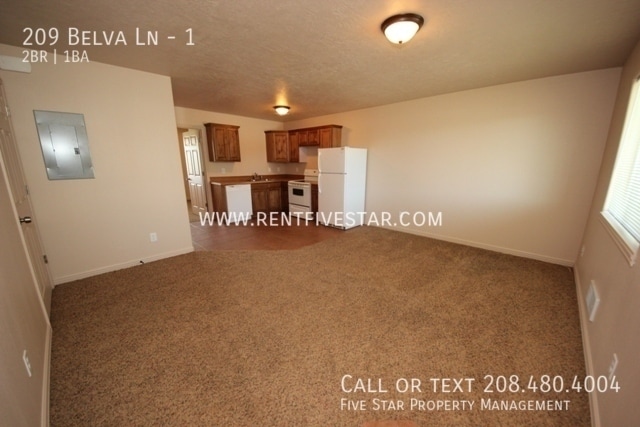 Foto del edificio - 209 Belva Ln