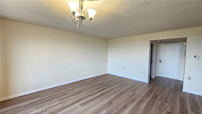 Foto del edificio - 24055 Paseo Del Lago