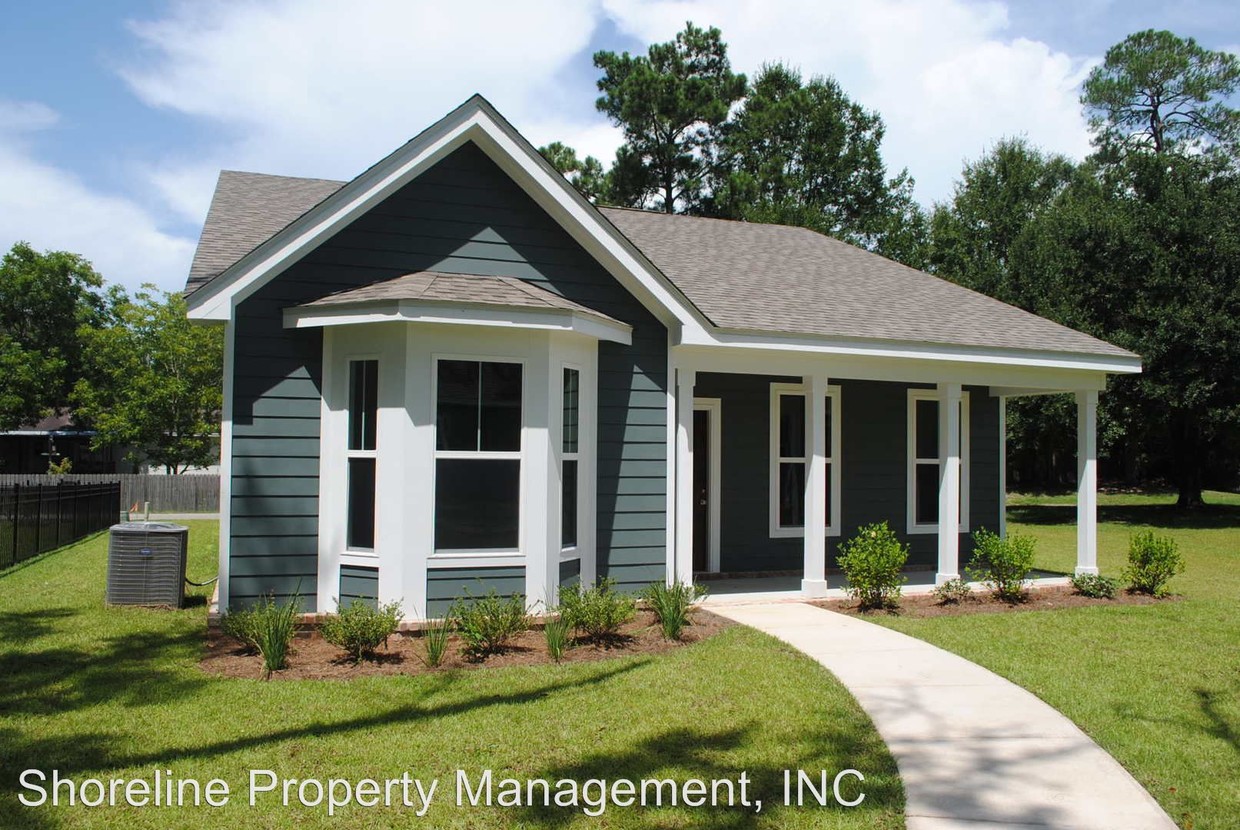 Primary Photo - 3 br, 2 bath House - 24 Sweetgrass Lane