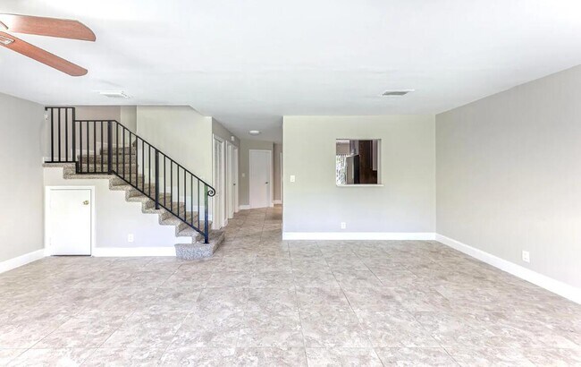 Foto del edificio - 663 Dover St