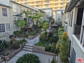 Building Photo - 8551 Holloway Dr
