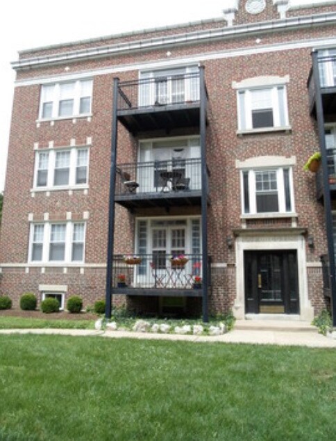 Primary Photo - 6241 Southwood Ave