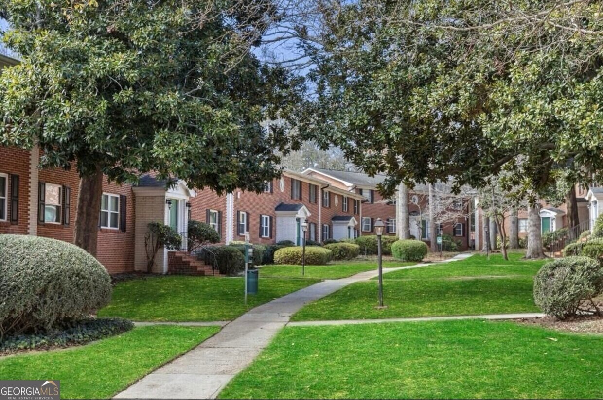 Foto principal - 4282 Roswell Rd NE