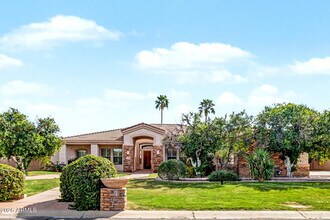 Building Photo - 3419 E June Cir