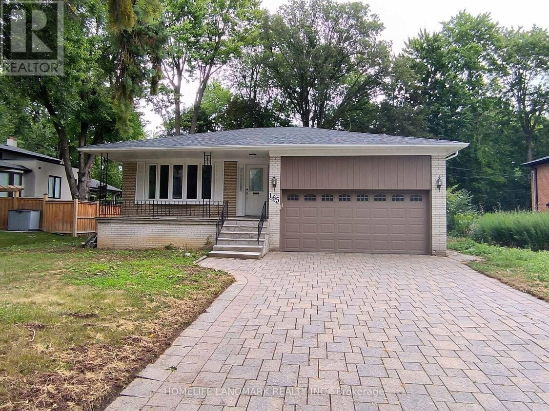 Primary Photo - 165 Fred Varley Dr