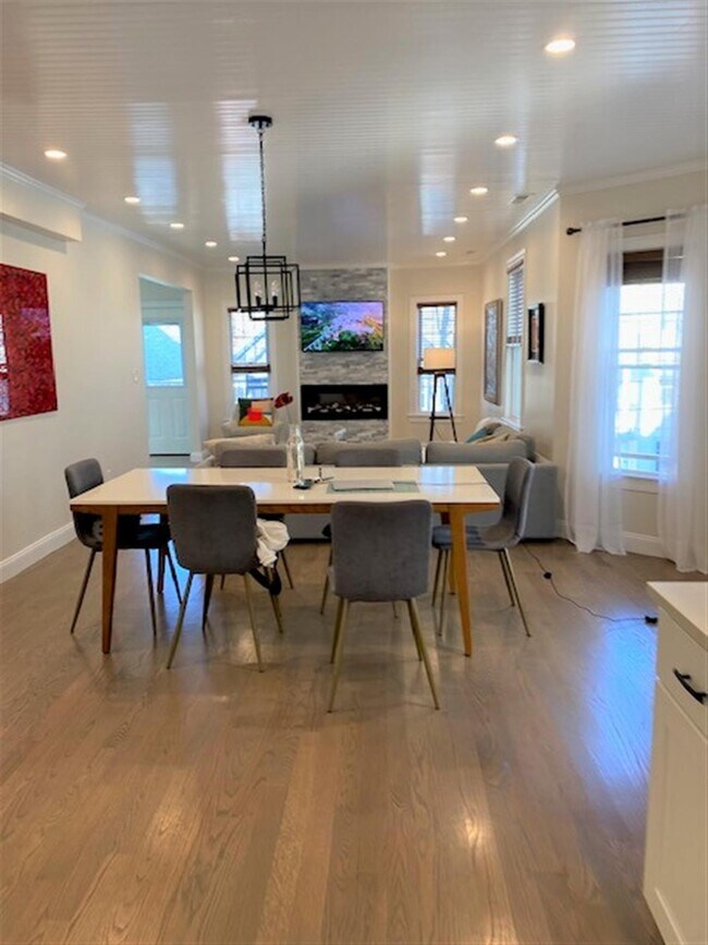 Foto del edificio - 18 Laurel St