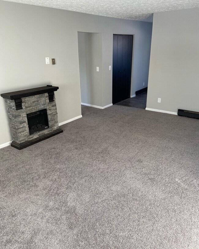Foto del edificio - 1555 SR 511