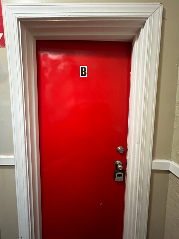 Foto del edificio - 4002 Oakford Ave