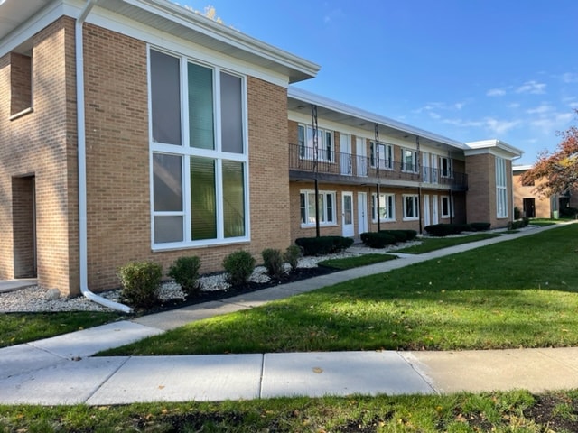Photo - 191 S Villa Ave Apartment