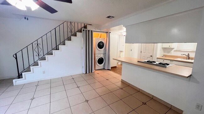 Foto del edificio - 2410 W Turner Rd