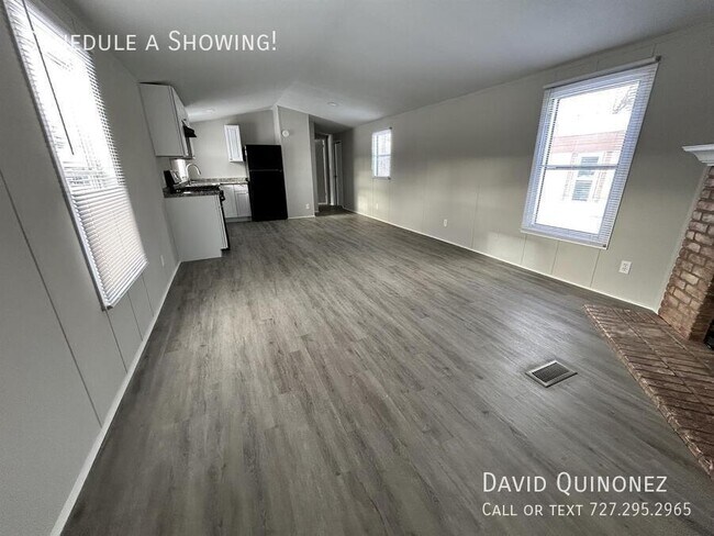 Foto del edificio - 2737 W Washington Center Rd