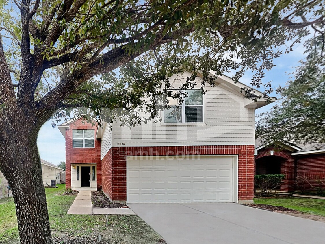 Foto principal - 19130 Yellow Thrush Dr