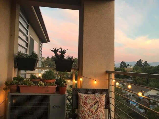 Interior Photo - Latitude 37