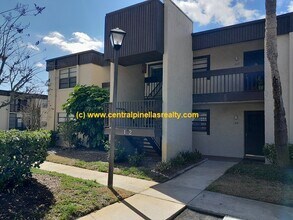 Building Photo - 2400 Winding Creek Blvd