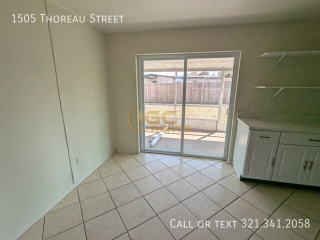 Foto del edificio - 1505 Thoreau St