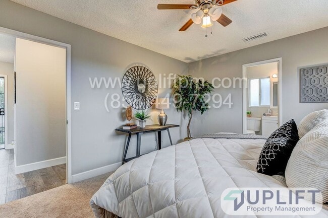 Foto del edificio - Louisiana St (3623-3627)