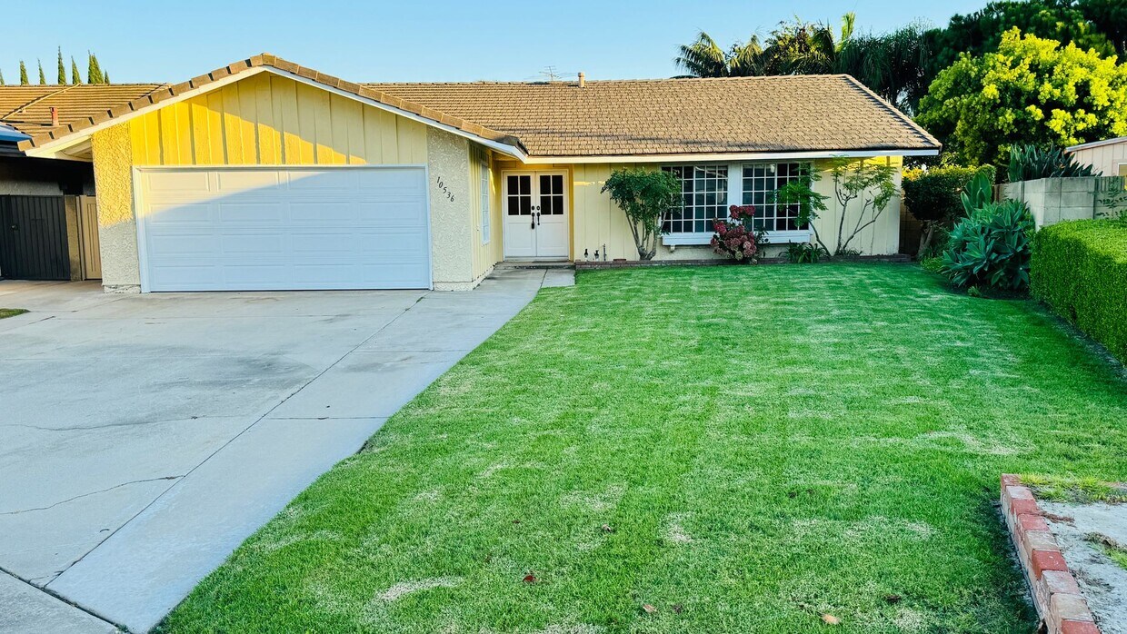 Photo - 10536 Perch Ave