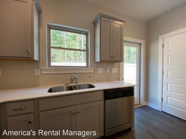 Foto del edificio - 4 br, 3 bath House - 7929 St. James Drive