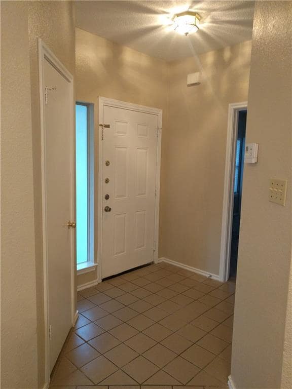 Building Photo - 6602 Windrift Way