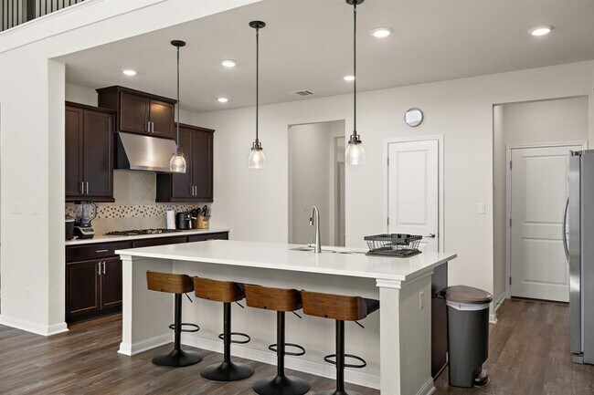 Foto del edificio - 604 Spindrift Ln