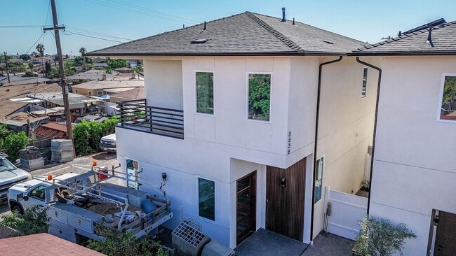 Foto del edificio - 5535-5539 Potomac St.