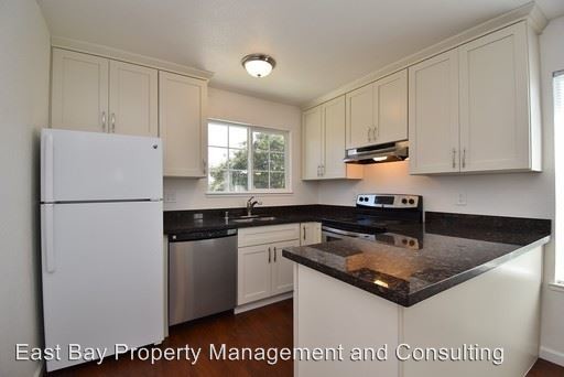 Primary Photo - 2105 Hartnell St