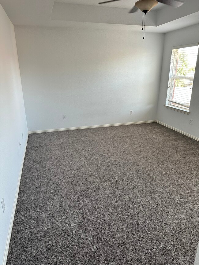 Foto del edificio - 1908 Red Bud Ct