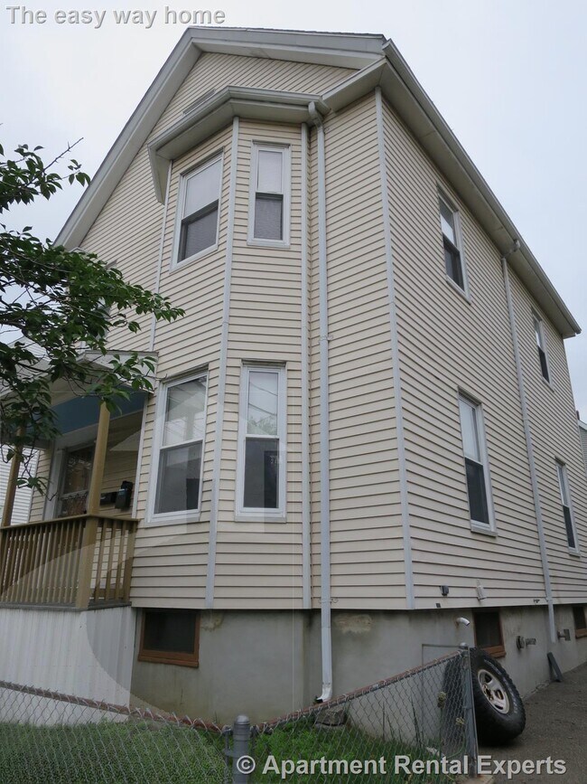 Building Photo - 95 Flint St