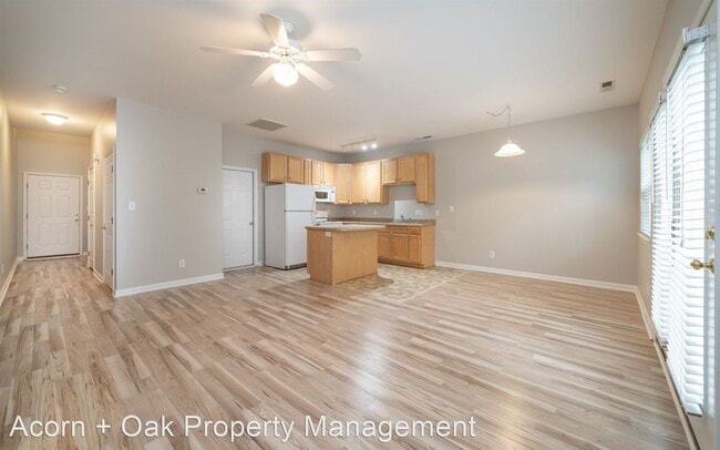 Building Photo - 2 br, 2.5 bath House - 285 G Plaza Dr.