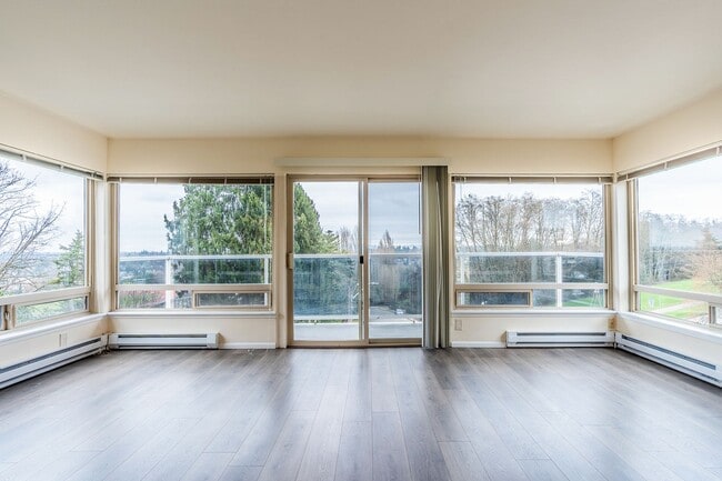 Interior Photo - Fairway Apartments