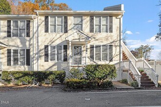 Building Photo - 2306 Stafford Ave