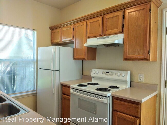 Foto del edificio - 3 br, 2.5 bath House - 3013 Douglas Fir Drive