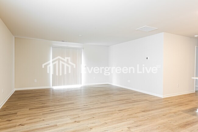 Building Photo - coming soon