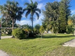 Foto del edificio - 1664 SW 28th Terrace