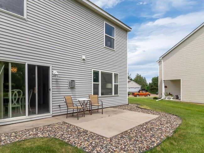 Foto del edificio - 15636 Fjord Ave