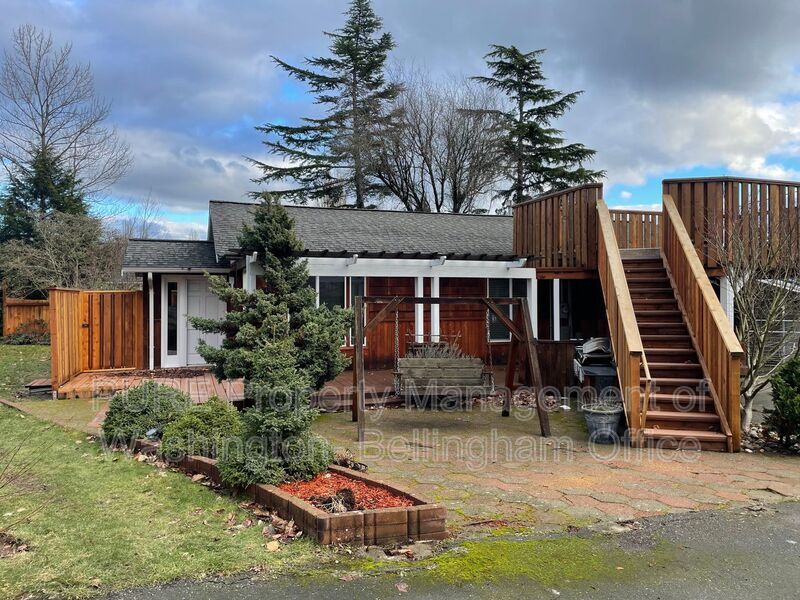 Foto principal - 2816 Woburn St