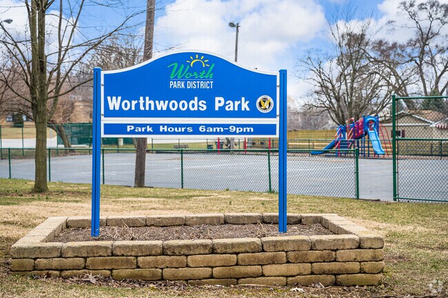 Numerous parks give residents plenty of green space.