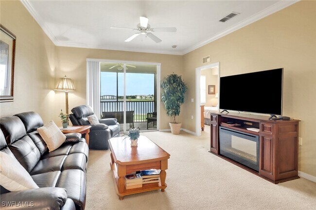 Building Photo - 10390 Washingtonia Palm Way